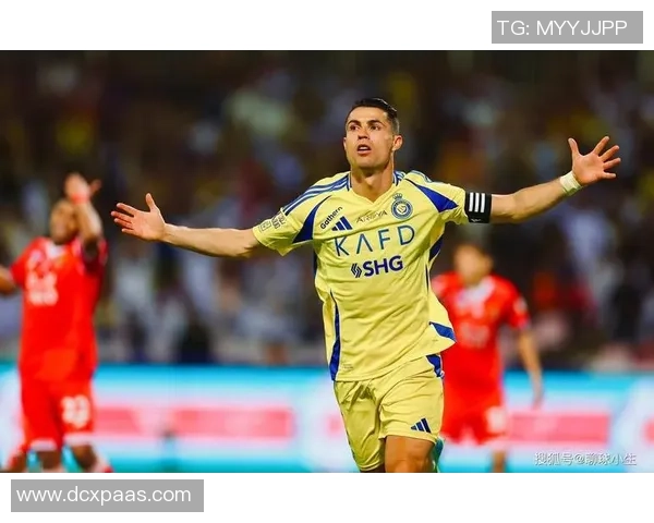 全球五大足球巨星的辉煌历程与足坛影响力深度解析